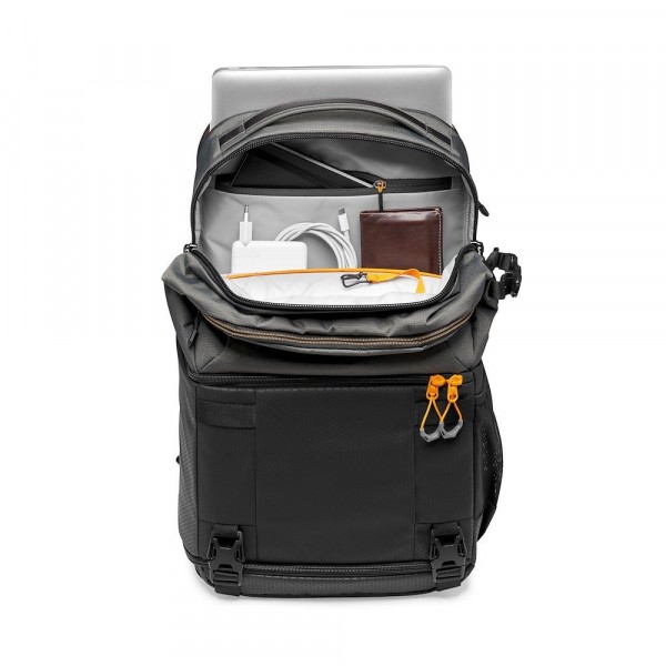 Lowepro Fastpack BP 250 AW III (sivi) pregrada za laptop 13